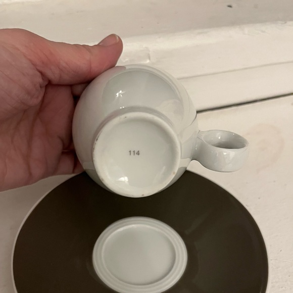 Guy Degrenne Espresso Cups and Saucers Set of 4 - Picture 12 of 14